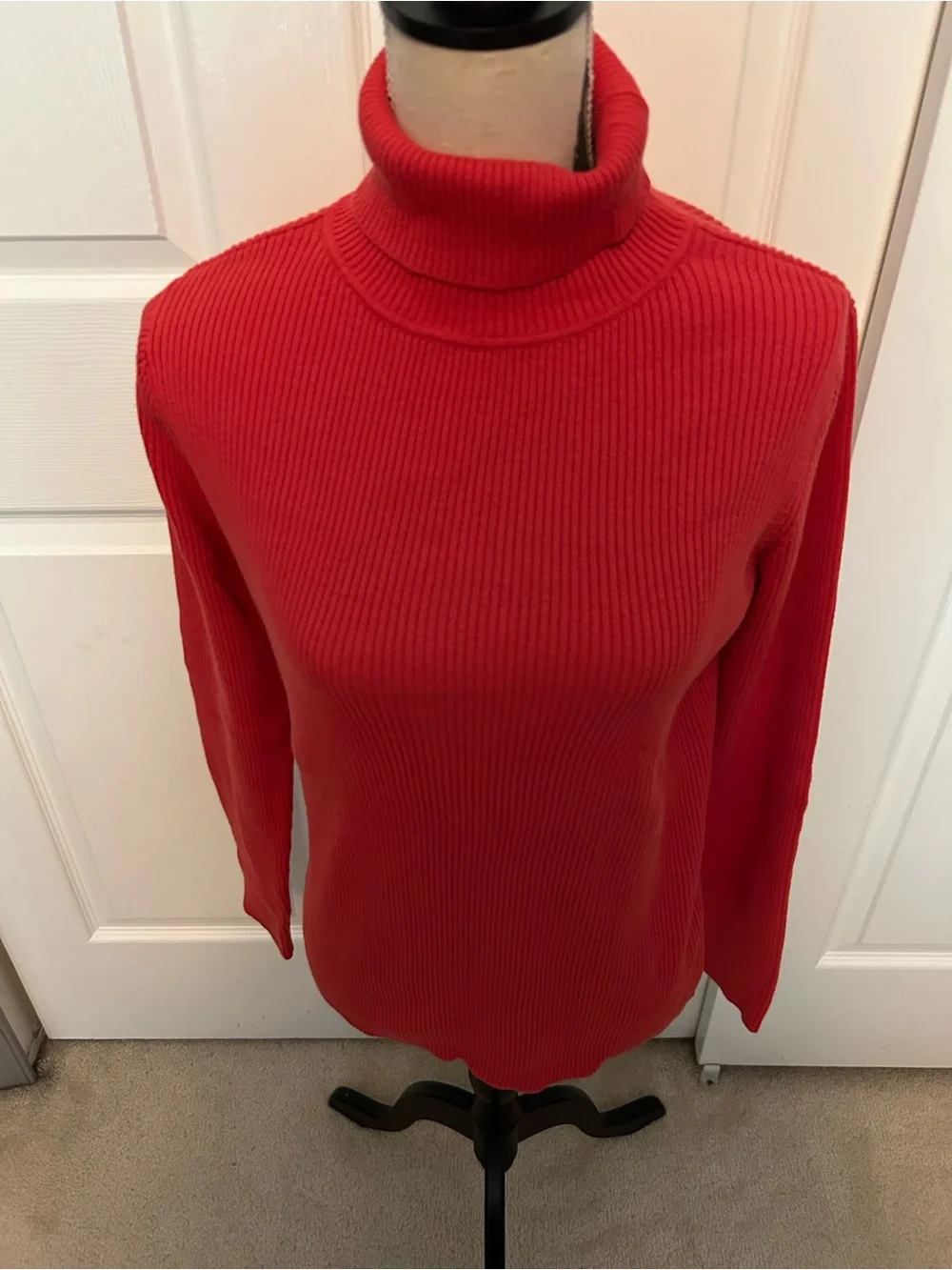 Norm Thompson Classic Ribbed Red/Orange Turtleneck Sweater